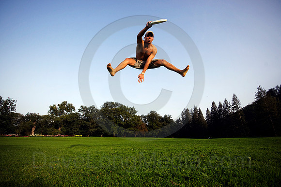 Sky High Frisbee Guy